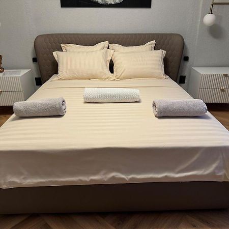 Apartament Lux Vedere Rond Alba Iulia Bucureşti Exterior foto